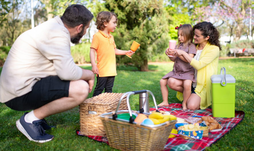 How to Encourage Your Family to Spend More Time Outside